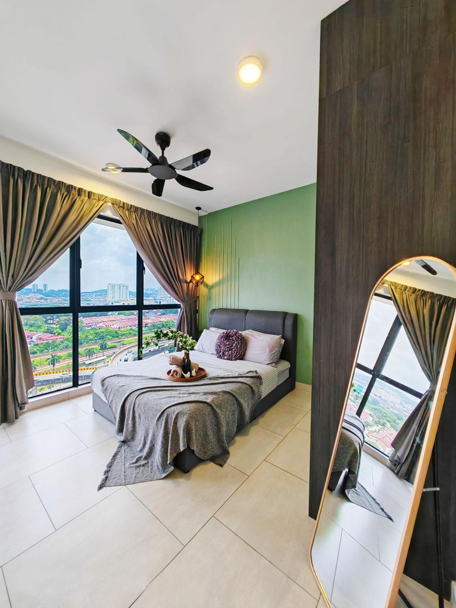 Astetica Residences 200Mbps Wifi Netflix Seri Kembangan Luaran gambar